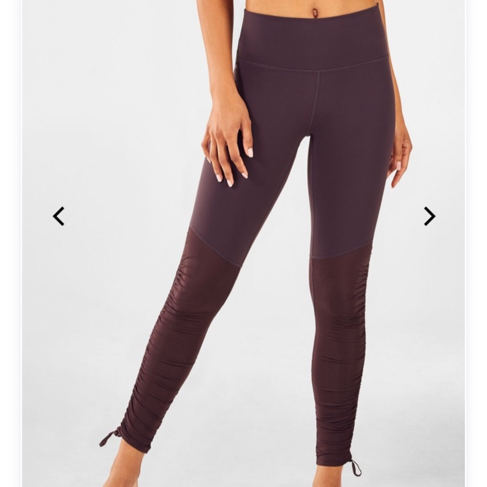 NWT Fabletics Leggings